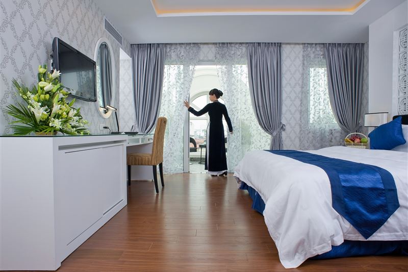 Victor suite room with Balcony